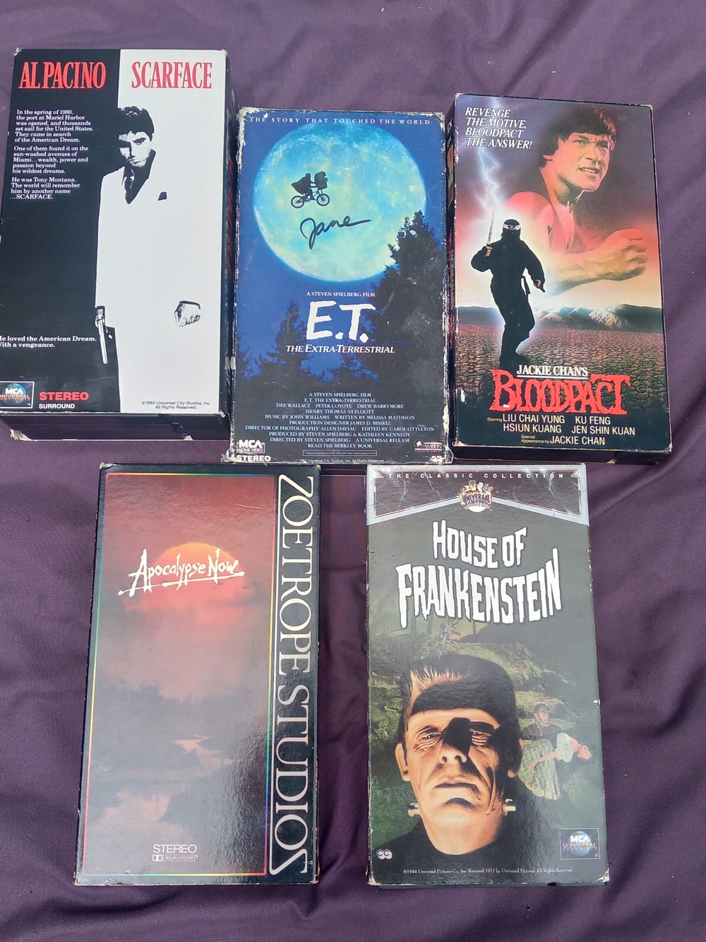 Warner Bros. VHS Movie Lot — Black, Blue, Red, Brown